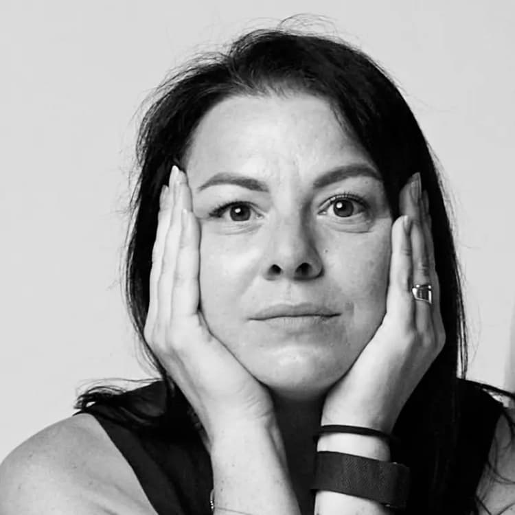 ЕВГЕНИЯ ЧУЧАРИНА ЕВГЕНИЯ ЧУЧАРИНАimage